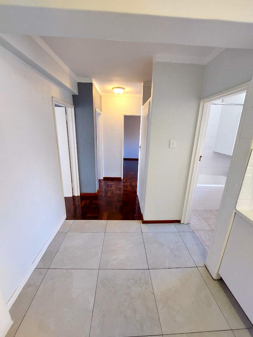 To Let 2 Bedroom Property for Rent in Tamboerskloof Western Cape